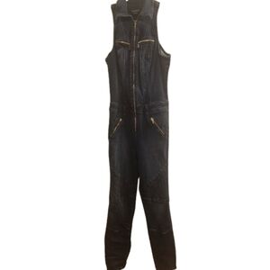 bebe Moto Denim Sleeveless Jumpsuit – Dark Wash – Gold Zip – Size 27 🖤